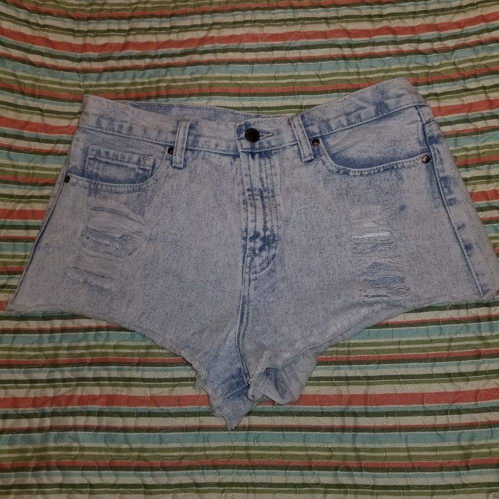 Forever 21 distressed shorts.